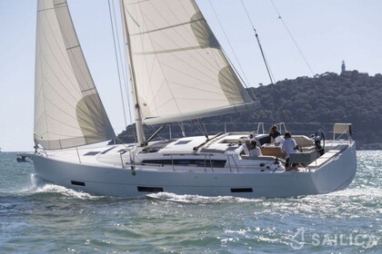 Rental Sailboat Dufour 430 Grand Large Roses