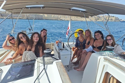 Hire Sailboat Jeanneau Sun Odyssey 439 Valletta