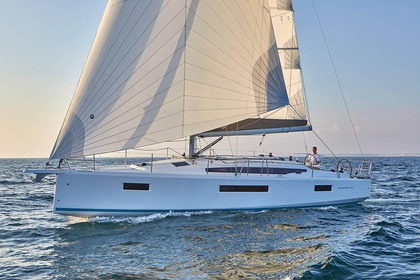 Verhuur Zeilboot Jeanneau Sun Odyssey 410 - 3 cab. Alimos