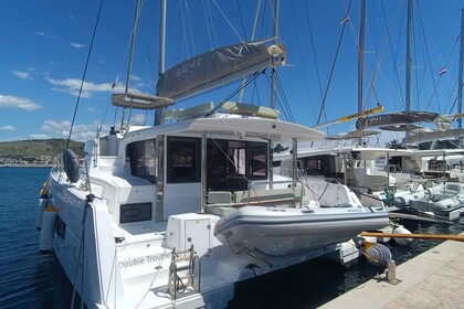 Charter Catamaran Catana Group Bali 4.4 - 4 + 2 cab. Marina Frapa
