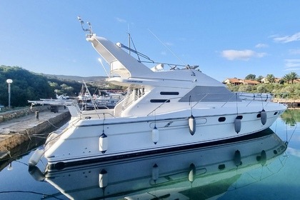 Hire Motorboat Fairline Phantom 40 Olbia