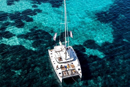 Hire Catamaran Lagoon 500 Puerto Portals, Portals Nous