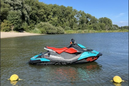 Miete Jet-Ski Seadoo Spark Heinenoord