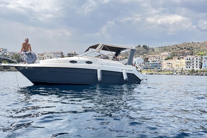 Charter Motorboat Regal Commodore 258 Catania