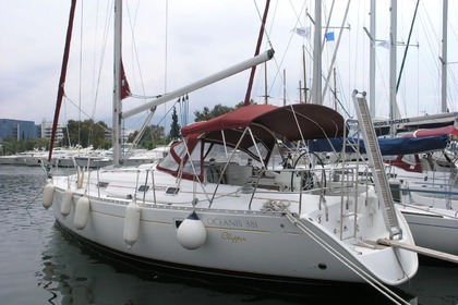 Noleggio Barca a vela Beneteau Oceanis Clipper 381 Lido di Ostia