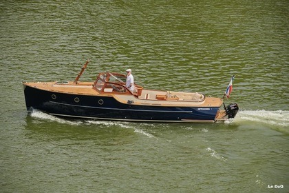 Charter Motorboat Rapsody Rapsody 29 Paris