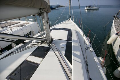 Ενοικίαση Ιστιοπλοϊκό σκάφος Beneteau Oceanis 46.1 Άλιμος