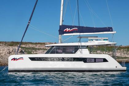 Hire Catamaran  Moorings 4200/3/3 Road Town