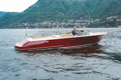 Hire Motorboat Comitti Venezia 28 Lake Como
