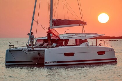 Location Catamaran Fountaine Pajot Isla 40 Uturoa