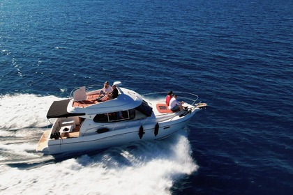 Hire Motorboat Jeanneau Merry Fisher 925 Zadar