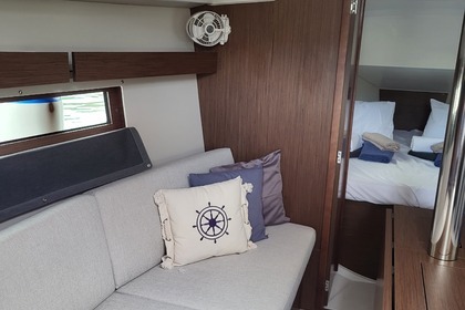 Czarter Jacht żaglowy Bénéteau Oceanis 34.1 First line - 3 cab. Šimuni