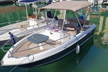 Rental Motorboat B2 Marine Cap Ferret 522 Open Fréjus