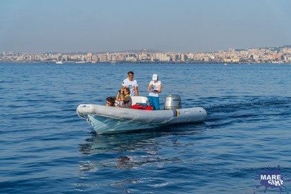 Noleggio Barca a motore Custom Rib 7,20 metri Aci Castello