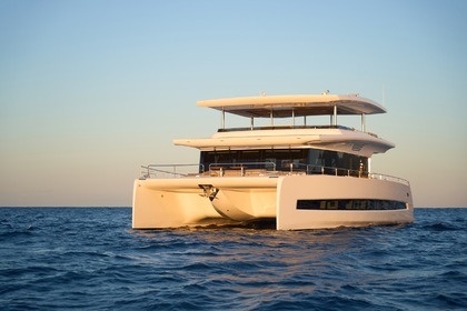 Noleggio Catamarano VisionF VisionF 80 E-Cat Imperia