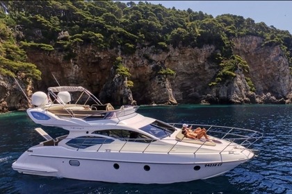 Noleggio Yacht Azimut 43 Flybridge Benitses, Corfu
