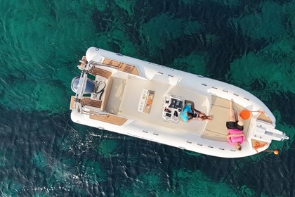 Location Semi-rigide Capelli 700 Galéria