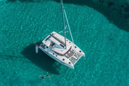 Location Catamaran Fountaine Pajot ISLA 40 (4 CAB + 1 / 4 SDB) Pointe-à-Pitre
