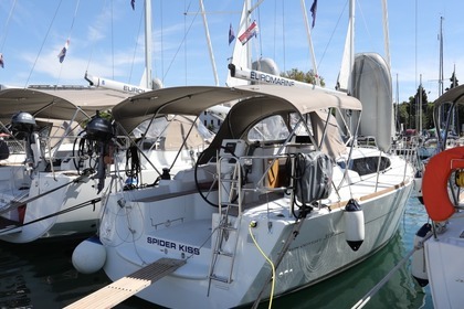 Charter Sailboat JEANNEAU SUN ODYSSEY 319 Pula