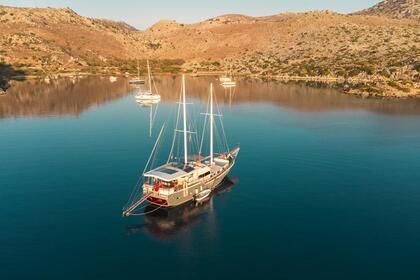 Rental Gulet CUSTOM 2004 Bozburun