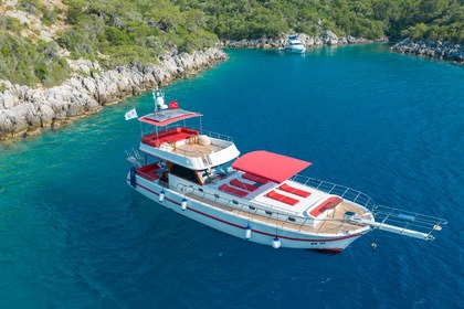 Hire Gulet Luxury gulet with a capacity of 6 people in Gocek 2023 Fethiye