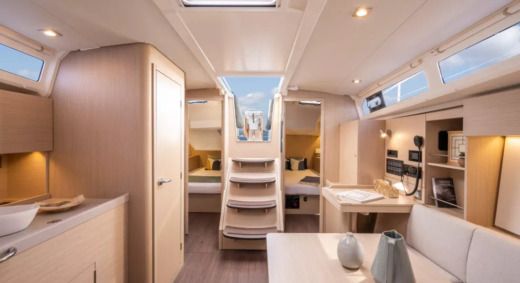 Sailboat Beneteau Oceanis 37 Plan du bateau