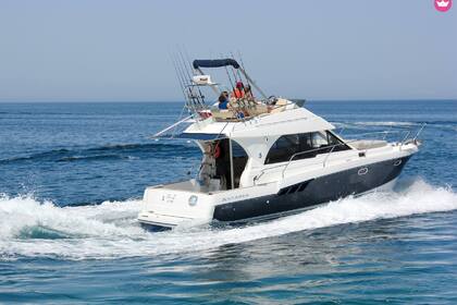 Verhuur Motorboot Beneteau Antares 980 Chalkidiki