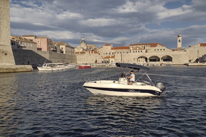 Hire Motorboat Blumax 19 OPEN Dubrovnik