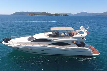 Noleggio Yacht Manhattan 74 Motor Yacht Göcek