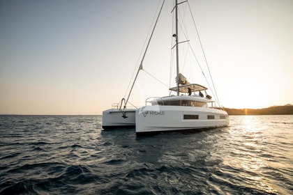 Czarter Katamaran Lagoon 55 Lavrio Port