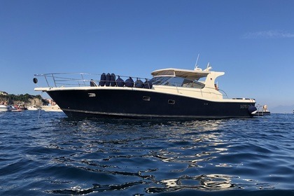 Hire Motorboat GAGLIOTTA 44 Naples