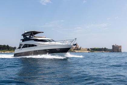 Noleggio Barca a motore Marquis 560 Cannes