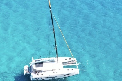 Hyra båt Katamaran Beneteau EXCESS 14 La Maddalena