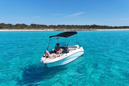 Charter Boat without licence  Karnic Am 490 Es Trenc
