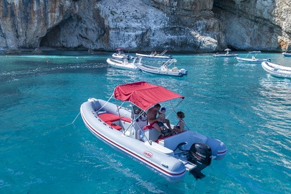 Location Bateau sans permis  CNC 600 40 cv Dorgali