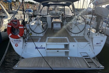 Charter Sailboat Beneteau Oceanis 41 Cannigione