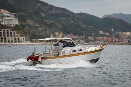 Noleggio Barca a motore Izzo Mare south Wind 8. Farfalla Amalfi