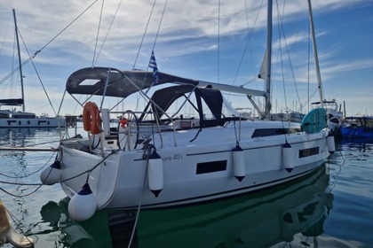 Verhuur Zeilboot Bénéteau Oceanis 40.1 Alimos