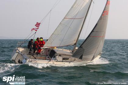 Location Voilier Beneteau First Class 8 Séné