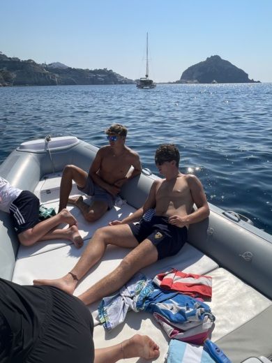 Изкија Порто RIB Predator 730 alt tag text