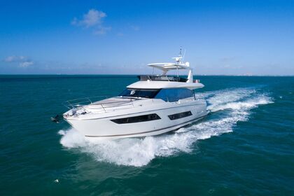 Alquiler Yate a motor Jeanneau PRESTIGE FLY 680 Saint-Tropez