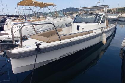 Charter Motorboat AXOPAR TTOP 28 Sainte-Maxime