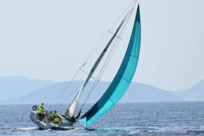 Miete Segelboot Beneteau First 40 Athen
