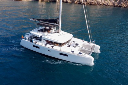 Charter Catamaran Lagoon 52 Barcelona