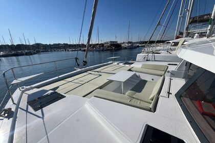 Hire Catamaran 15 BALI 4.2 JPII (3D/2C/0P) Hyères