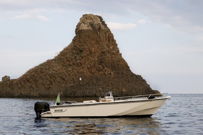 Charter Motorboat Boston Whaler Guardian Taormina