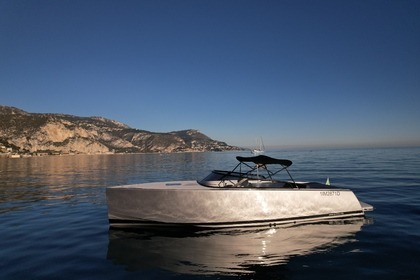 Charter Motorboat Vandutch Marine 30 Beaulieu-sur-Mer