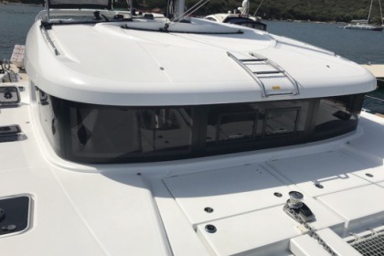 Hire Catamaran Lagoon Lagoon 40 Cugnana Verde