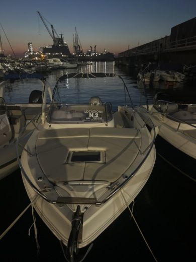 Motorboat Eolo Eolo 650 Day Arijana Plano del barco