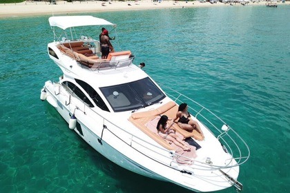Charter Motorboat Azimut 38 Cabo San Lucas